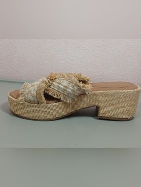 Universal Thread Sally Chunky Bohemian Style Platform Sandals Memory Foam Size11